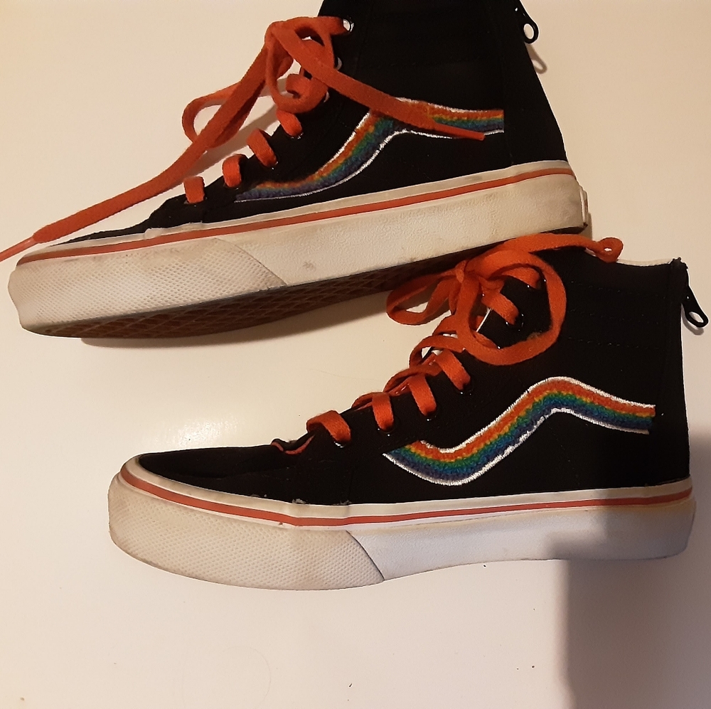 Vans Girls Black Chenille Rainbow Sneakers Size 1